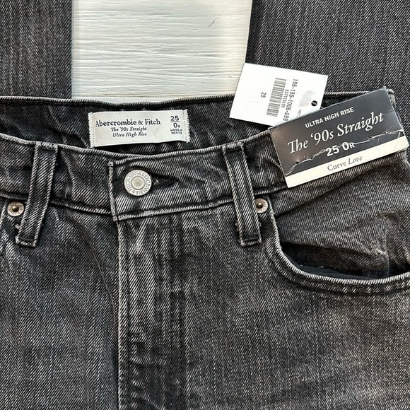 NWT Abercrombie & Fitch The 90s Straight Ultra High Rise Curve Love sz 0 - Picture 3 of 5